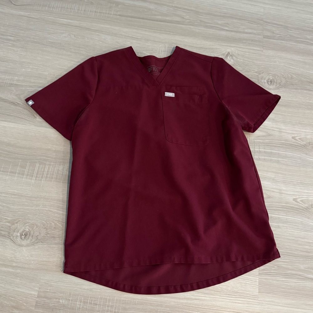 Figs Women’s Burgundy Scrub Top - Small